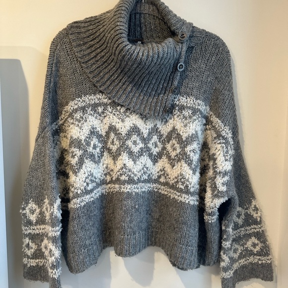 Free People Sweaters - Free people OVERSIZE knit sweater